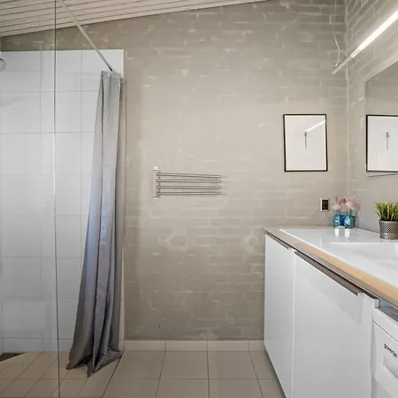 Safir - 200m To The Fjord By Interhome *